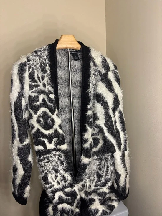 Lauren Michelle Black & White Fuzzy Open Cardigan - Picture 1 of 3